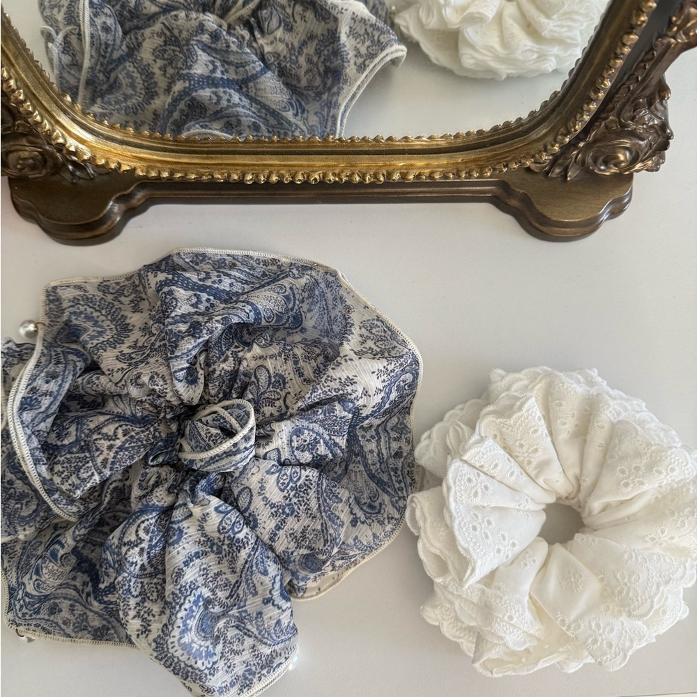 Blue Paisley and White Lace Hair Scrunchie Set - Women Hair Tools